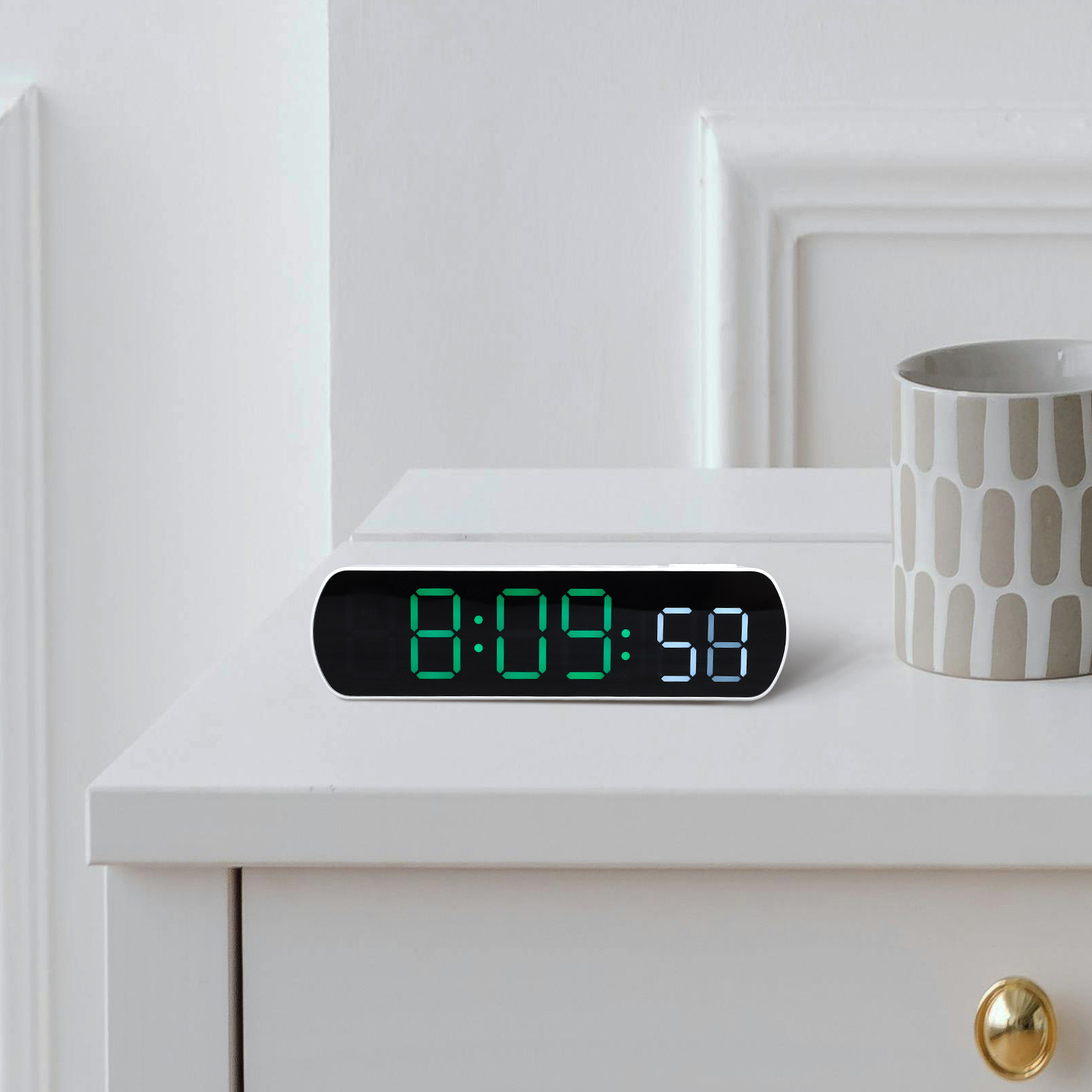 LED Digital Alarm Clock Compac - đánh giá và giá Desk Setup Small Room
